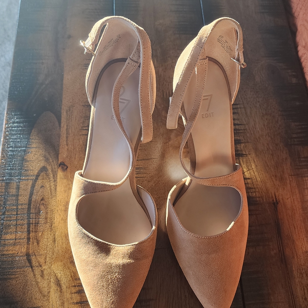 27 EDIT Tan Suede Heels